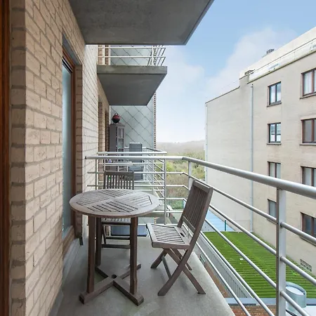 Апартаменты In With Sea View *